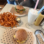 일산 밤리단길 맛집 밤가시버거에서 수제버거 먹고 옴