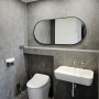 아크릴거울 : 아크릴프레임으로 제작한 타원형거울ㆍ화장실거울ㆍ세면대거울
