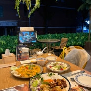 첨단 데이트 장소 / 쌀국수 맛집 나나방콕