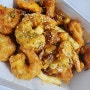 맛있는 양념 치킨 꿀 조합 ! 치킨매니아 왕새우치킨과 구슬떡볶이 후기