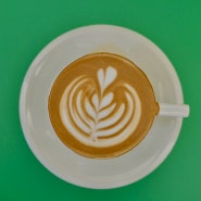 [필운동] 오버트서울 - 기본에 충실한 커피와 디저트를 만나볼 수 있는 서촌•사직단 카페
