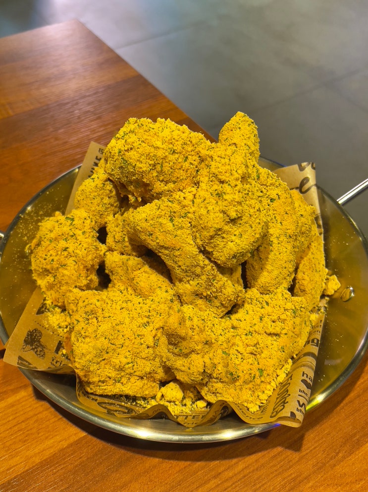 호불호 없는 BHC 뿌링클 치킨 리뷰 솔직후기 뿌링소떡과 달콤 바삭 치즈볼 뿌링뿌링소스 추가 칼로리 bhc 뿌링클 칼로리 및 ...