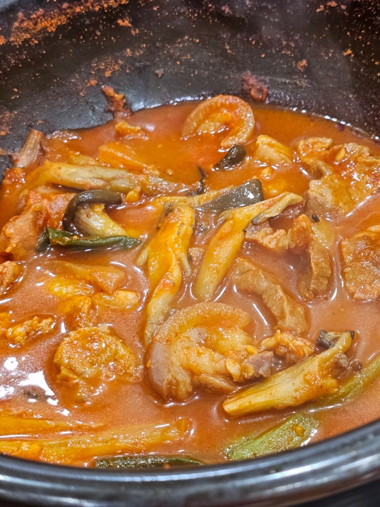 청주맛집) 무난하게 먹었던 '백송식당 백송짜글짜글' : 네이버 블로그