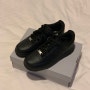 오사카 신발 쇼핑 나이키 에어포스1 07 올블랙 DD8959-001 가격, 사이즈