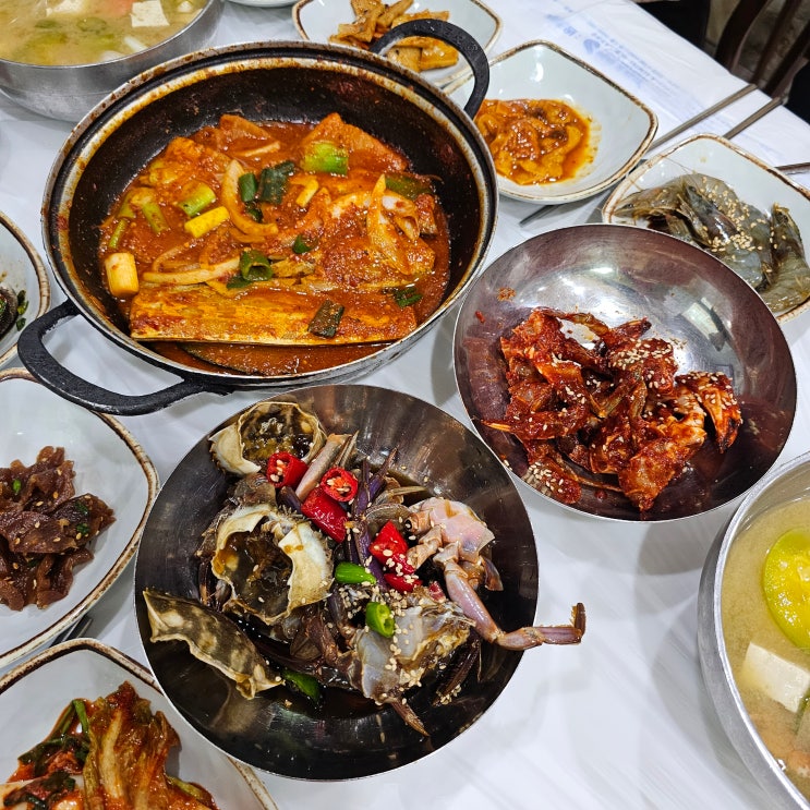 [여수 명동게장] 돌게장정식 갈치조림 양념게장 간장게장 무료리필 게장거리 맛집 내돈내산 주차장 : 네이버 블로그