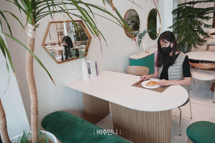 4인용 포세린 템바보드 식탁 인테리어 종류도 다양 : 네이버 블로그