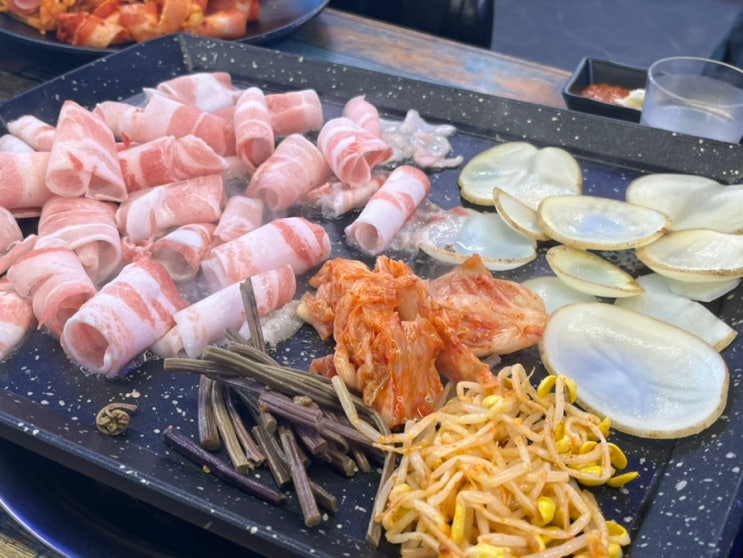 [천안맛집] 천안 대패 삼겹살, 흑돼지대패와 고추장대패 먹으러 간 일품대패 : 네이버 블로그