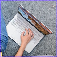 2023 LG 그램15 성능과 휴대성 끝판왕 노트북으로 자유로운 공간에서 사용하다