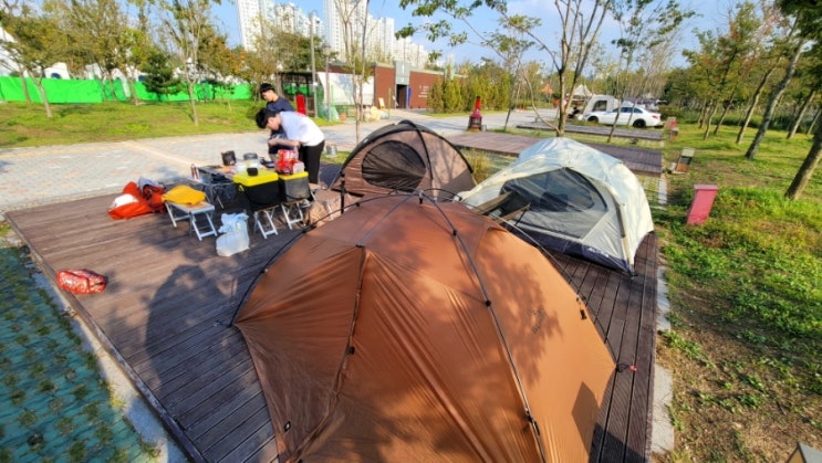 오감만족 레이저서바이벌을 즐길 수 있는 청라해변공원캠핑장