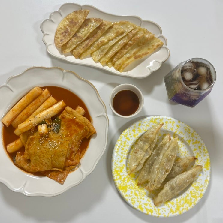 화명동쌀떡 떡볶이밀키트 쌀떡볶이 납작만두 당면만두 : 네이버 블로그