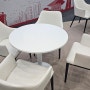 대전컨벤션센터행사가구렌탈,백색의자렌탈테이블렌탈,백색암체어의자렌탈,행사용의자테이블렌탈,디자인의자가구렌탈
