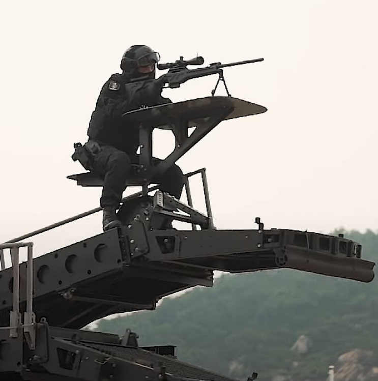 노린코 CS-LR4 저격총을 쓰는 마카오 경찰 GOE : 네이버 블로그