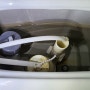 [천안변기수리]천안 불당동 원룸 화장실 변기 물탱크에서 물이 흘러넘쳐요. 변기 필밸브 부속 교체했습니다!