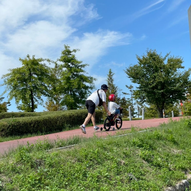파주 운정호수공원, 아기랑 자전거 타기 좋은 곳 ♩