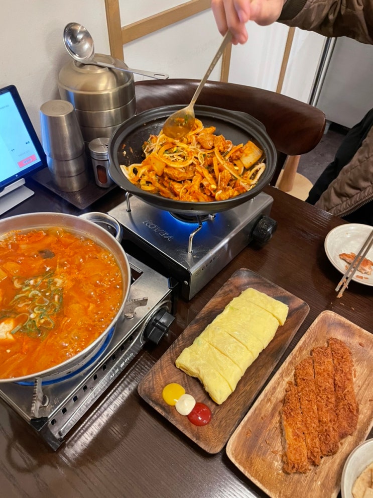 [서초] 교대역 집밥느낌 가득한 김치찌개 맛집 “찌개소반” : 네이버 블로그