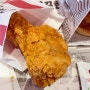 [광화문/종각] 치킨에 햄버거까지 푸짐하게 먹고 싶다면 KFC 청계천점에서 점심 먹고 산책까지!