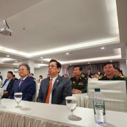 조정영 회장, 치험 소우칫 캄보디아 국무장관 겸 국방부 대변인에 국기원 명예 7단증 수여