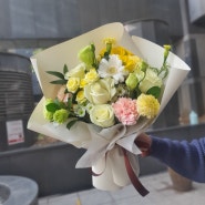 윤플라워의 졸업식 꽃다발