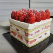 추억의 패스트리부티크 딸기케이크