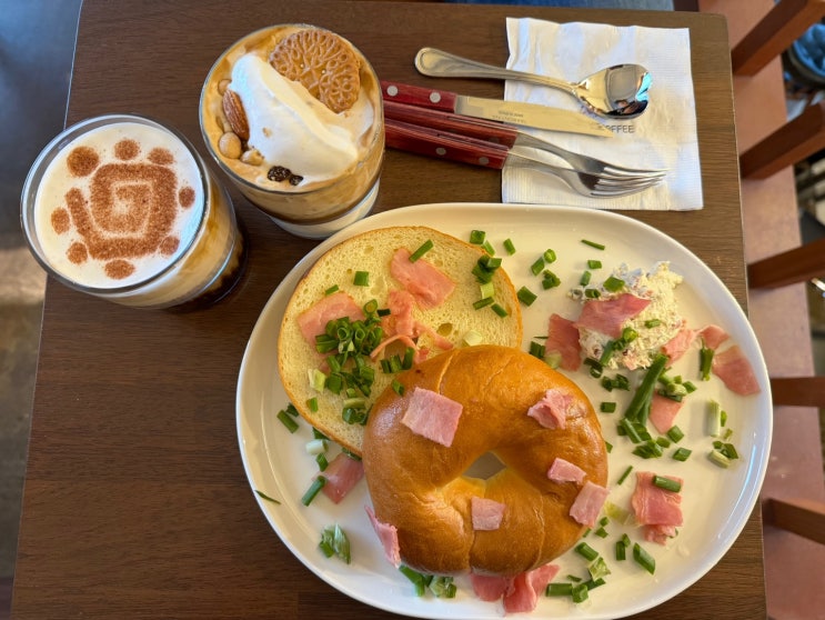 행리단길 카페 커피가 맛있어서 계속 생각나는 태양커피 행궁동점