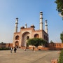 14박 15일 인도여행, 넷째 날(2023.12.17.일요일) 무굴제국의 악바르 대제 무덤 '시칸드라'