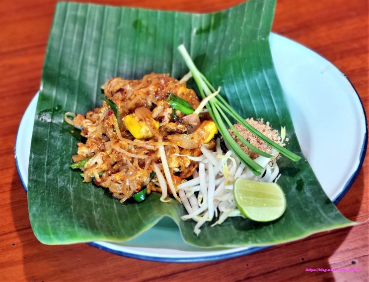 팟타이 파이탈루 Pad Thai Fai Ta Lu: 방콕 5년 연속 미슐랭에 선정된 팟....