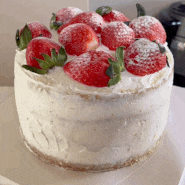 딸기 듬뿍 케이크 만들기 비용 - 2호 크기 만드는데 얼마나 들까?