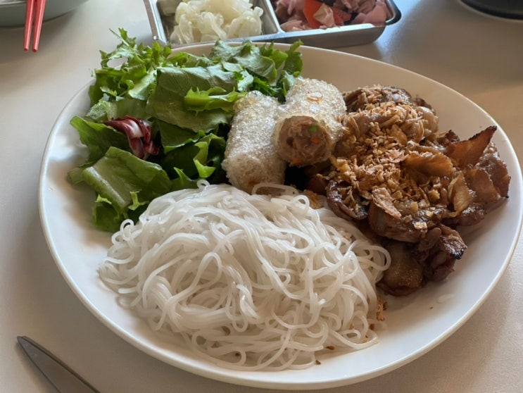 쌀국수, 분짜, 짜조를 한 번에! 베트남 음식 맛집 꿍냐우 행궁점