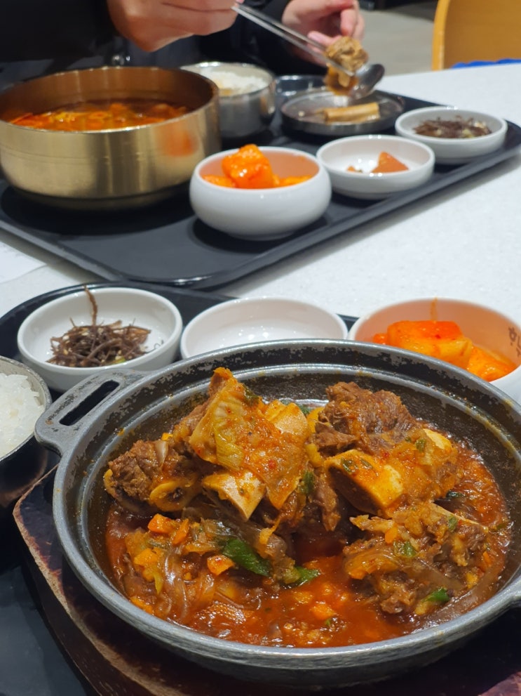 하누소 현대프리미엄아울렛김포점 푸드코트 한식 갈비찜