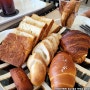 [첨단]라 크렘 드 파리, 다양하고 맛도 좋은 빵을 맛볼 수 있는 첨단 베이커리 카페