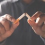 담배가 코골이의 원인이라고?...흡연이 수면에 미치는 부정적인 영향