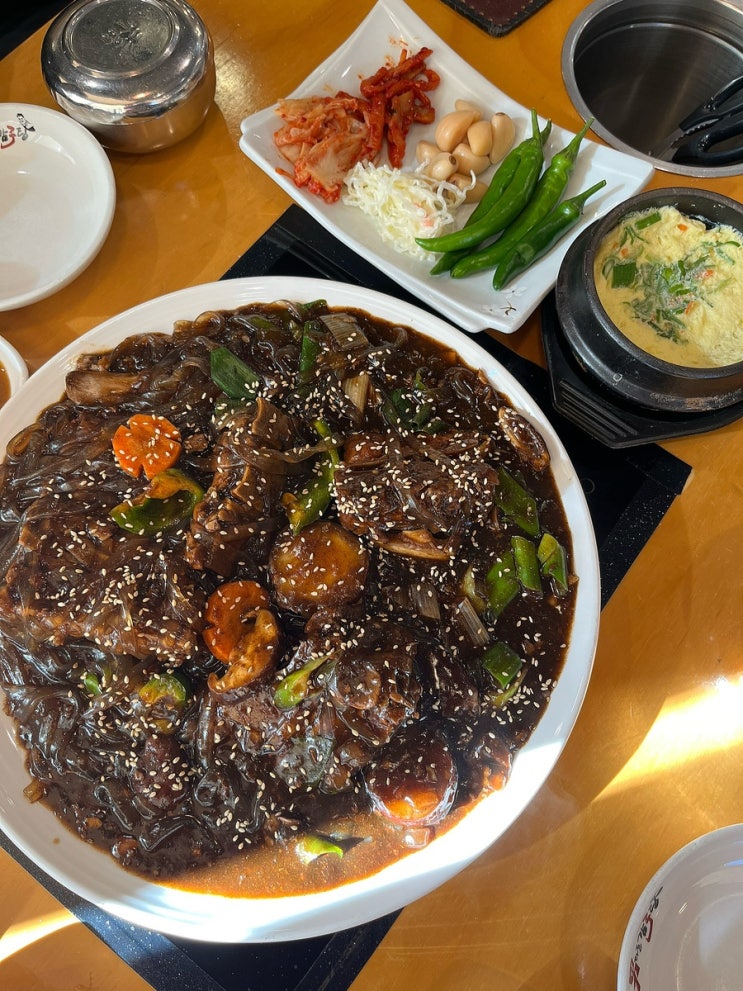 경산 중산동 감자탕 맛집 놀이방이 있는 남다른감자탕 경산중산점