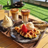 강릉 초당 푸딩 카페 : 두미아 라떼 커피 , 아이스크림 먹어봄!