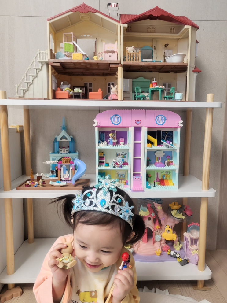 김포 현대프리미엄아울렛 레고 매장에서 3살 아이 선물사기...