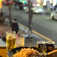 [합정술집] 야외에서 벚꽃 보면서 술 먹을 수 있는 작고 소중한 공간 : 작소