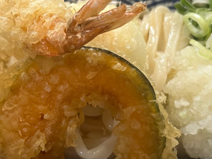 붓카케 우동이 맛있는 '송우현의 파주 국물없는 우동'