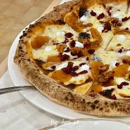 고속터미널 파미에스테이션 피자 맛집 추천! ebt 이비티 피자에서 화덕 사과 피자 맛보기🧡