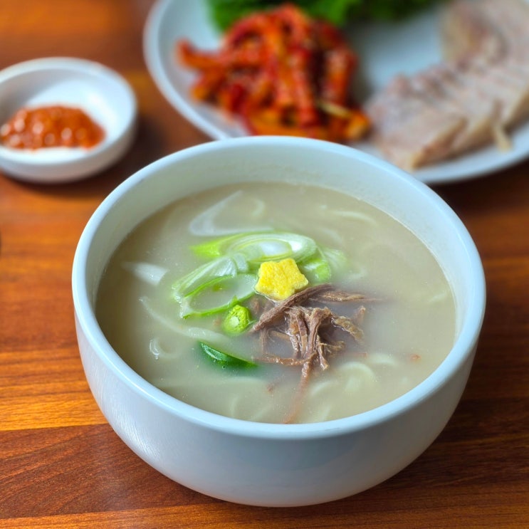 의정부 오성칼국수보쌈 벚꽃 보이는 민락2지구맛집