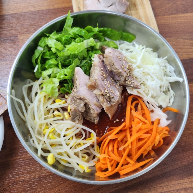 [제주맛집] 조천읍 흑돼지... 고기비빔국수 맛집 "면주막 제주본점"