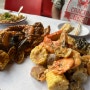하와이 신혼여행 맛집(6) : 한국인 입맛저격 해산물 요리전문점 <크래킹키친>