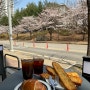 [CafeTour] 트리니커피 베이커리 본점 / 일산 풍산역 밤가시마을 카페 마늘빵 맛집