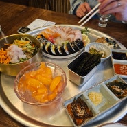 가로수길맛집 김밥과 숙성회 삼합 조합 :: 바다돌섬포차