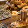 양주 신상 뷰~ 좋은 산장 컨셉 카페 [ 럿지 ] 타르트 맛있는 기산 저수지 카페