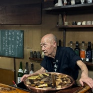 후쿠오카 술집 60년 오뎅 인생 80세 할아버지가 운영하는 야스베