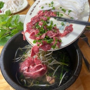 빈요미의 먹킷리스트 <포한푹(Phở Hạnh Phúc)> 베트남/나트랑 현지인이 말아주는 뚝배기쌀국수
