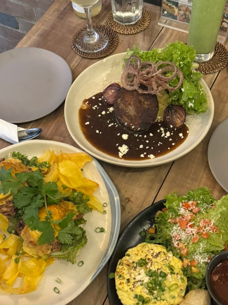 노니스 레스토랑  - 스테이션 X , 휴 호텔 근처 건강한 보라카이 맛집