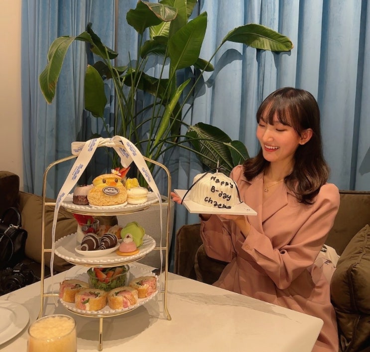 압구정 로데오 핫플 맛집 가볼만한곳 미미미가든 카페 생일파티
