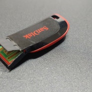 파손된 휘어진 USB 복구