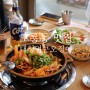 대전 도룡동 하우스디어반 맛집 대청얼큰오징어찌개 점심 식사