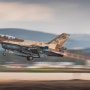 [군사동향] 이스라엘, 이란 본토 공습..6일만 보복, 중동 전운 고조